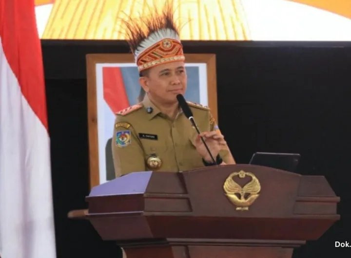 gubernur papua agus fatoni