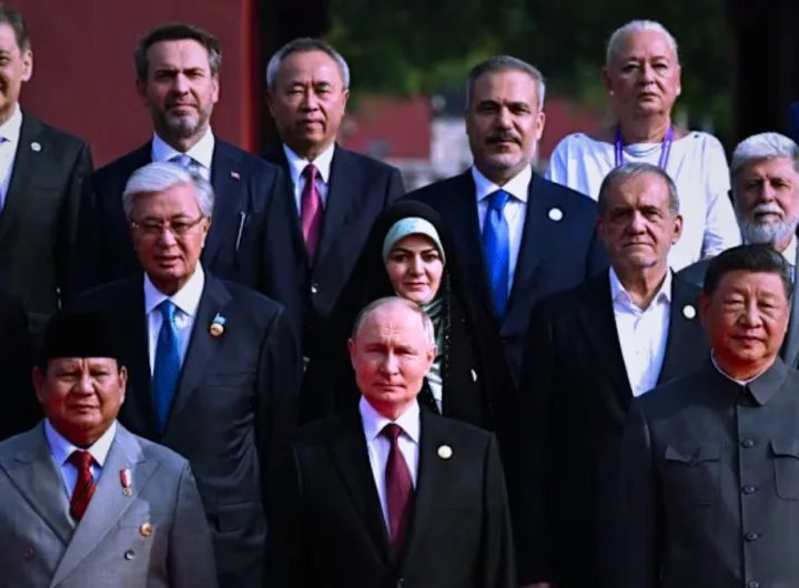prabowo hadiri parade