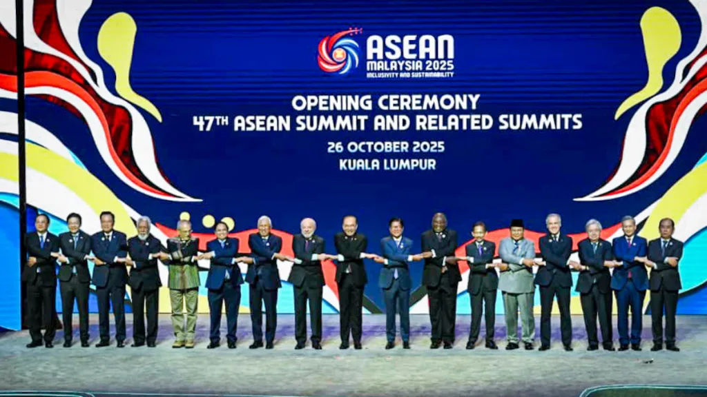 prabowo hadiri ktt asean